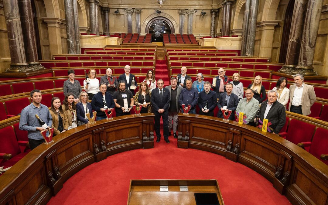 MaserGrup, present al Parlament de Catalunya amb Miró Vermouth com a guanyador dels Premis Vinari 2025